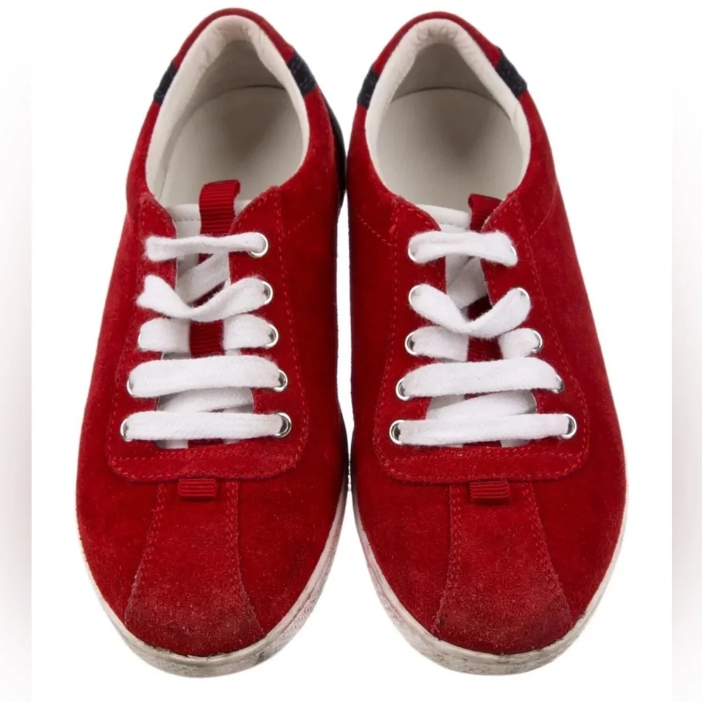 Gucci Kids Red Suede Low Top Sneakers Navy‎ Blue Accent 410382 Size 29